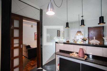 Casa à venda com 270m², 3 quartos e 1 vaga Casa à venda com 270m², 3 quartos e 1 vagaCozinha