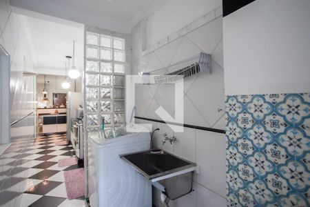 Casa à venda com 270m², 3 quartos e 1 vaga Casa à venda com 270m², 3 quartos e 1 vagaÁrea de Serviço