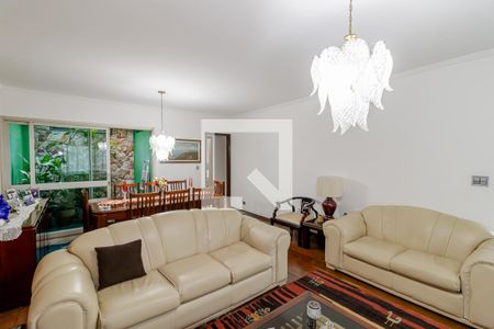 Sala de casa para alugar com 3 quartos, 283m² em Vila Moinho Velho, São Paulo