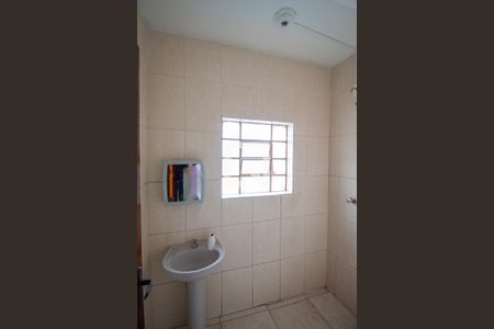 Banheiro de apartamento para alugar com 1 quarto, 51m² em Vila Central, Ferraz de Vasconcelos