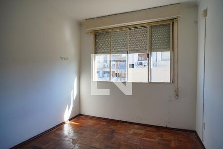 Quarto  de apartamento para alugar com 1 quarto, 42m² em Passo da Areia, Porto Alegre