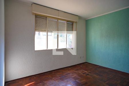 Sala  de apartamento para alugar com 1 quarto, 42m² em Passo da Areia, Porto Alegre