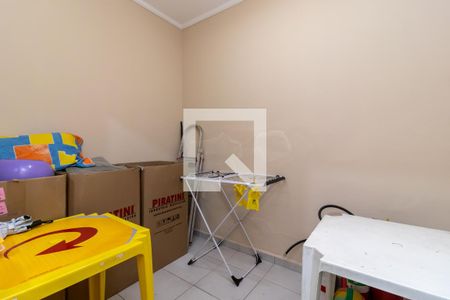 Casa à venda com 160m², 4 quartos e 2 vagasQuarto de Serviço
