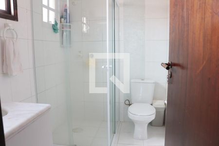 Casa à venda com 190m², 3 quartos e 3 vagas Casa à venda com 190m², 3 quartos e 3 vagasBanheiro da Suíte 3