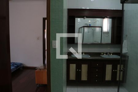 Casa à venda com 190m², 3 quartos e 3 vagas Casa à venda com 190m², 3 quartos e 3 vagasBanheiro da Suíte 1