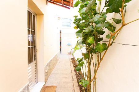 Casa à venda com 190m², 3 quartos e 3 vagas Casa à venda com 190m², 3 quartos e 3 vagasCorredor