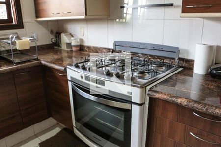 Casa à venda com 190m², 3 quartos e 3 vagas Casa à venda com 190m², 3 quartos e 3 vagasCozinha