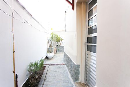 Casa à venda com 190m², 3 quartos e 3 vagas Casa à venda com 190m², 3 quartos e 3 vagasCorredor