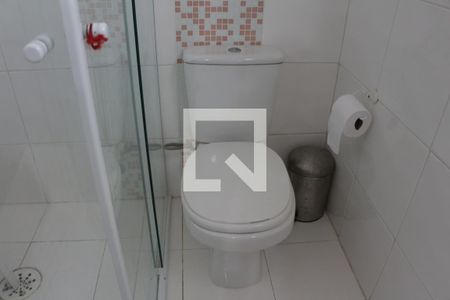Casa à venda com 190m², 3 quartos e 3 vagas Casa à venda com 190m², 3 quartos e 3 vagasBanheiro da Suíte 2
