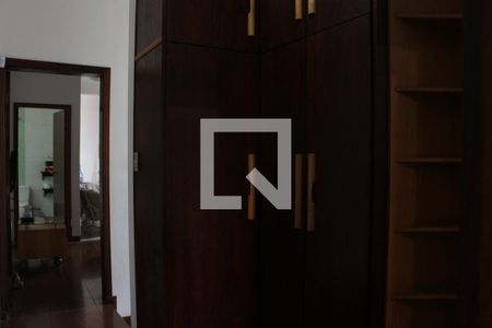 Casa à venda com 190m², 3 quartos e 3 vagas Casa à venda com 190m², 3 quartos e 3 vagasSala/Quarto