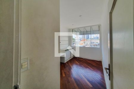 corredor de apartamento para alugar com 1 quarto, 40m² em Vila Firmiano Pinto, São Paulo