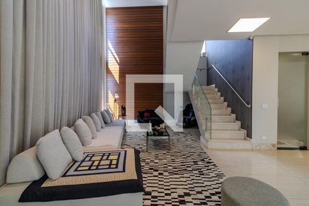 Sala de casa à venda com 5 quartos, 700m² em Jardim Leonor, São Paulo