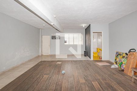 Casa à venda com 300m², 3 quartos e 5 vagasÁrea comum