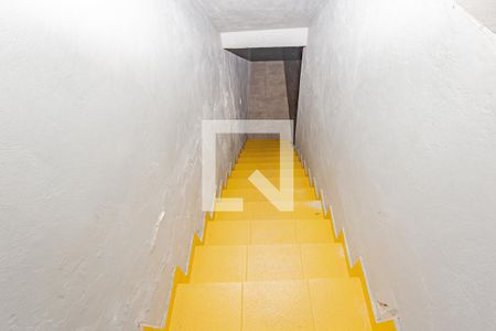 Casa à venda com 300m², 3 quartos e 5 vagasEscada