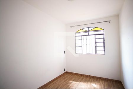 Quarto 2 de casa à venda com 4 quartos, 200m² em Céu Azul, Belo Horizonte