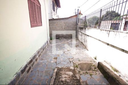 Casa à venda com 200m², 4 quartos e 2 vagas Casa à venda com 200m², 4 quartos e 2 vagasQuintal