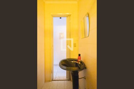 Casa à venda com 75m², 3 quartos e 2 vagasBanheiro Social 2