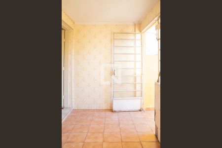 Casa à venda com 75m², 3 quartos e 2 vagasÁrea de Serviço