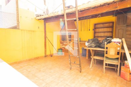 Casa à venda com 75m², 3 quartos e 2 vagasÁrea - Churrasqueira