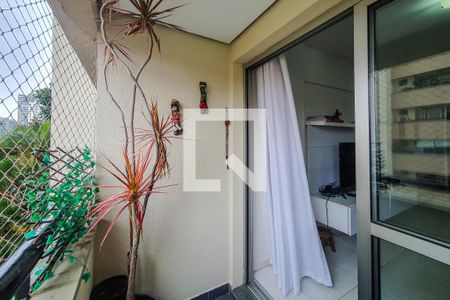 Apartamento à venda com 74m², 3 quartos e 1 vaga Apartamento à venda com 74m², 3 quartos e 1 vagavaranda