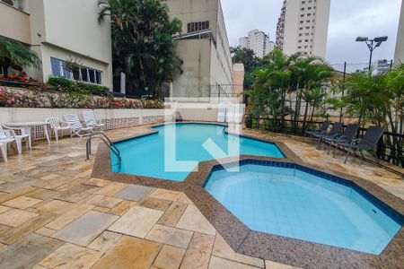 Apartamento à venda com 74m², 3 quartos e 1 vaga Apartamento à venda com 74m², 3 quartos e 1 vagaPiscina