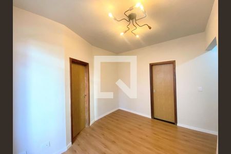 Foto 03 de apartamento à venda com 2 quartos, 62m² em Nova Suíça, Belo Horizonte