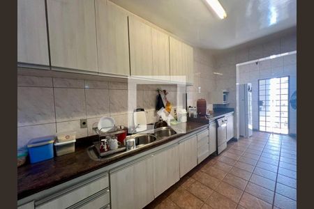 Casa à venda com 344m², 7 quartos e 2 vagasCozinha