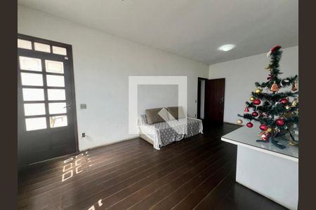 Casa à venda com 344m², 7 quartos e 2 vagasSala