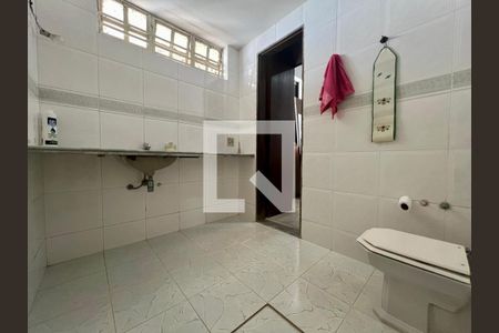 Suíte 2 de casa à venda com 7 quartos, 344m² em João Pinheiro, Belo Horizonte