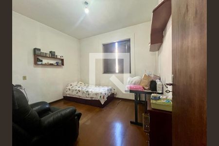 Casa à venda com 344m², 7 quartos e 2 vagasQuarto 3