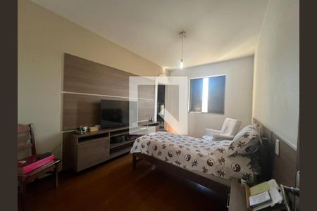 Quarto 1 de casa à venda com 7 quartos, 344m² em João Pinheiro, Belo Horizonte