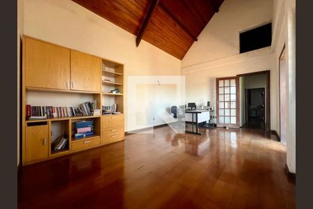 Casa à venda com 344m², 7 quartos e 2 vagasQuarto 6