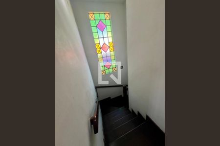 Casa à venda com 344m², 7 quartos e 2 vagasEscada