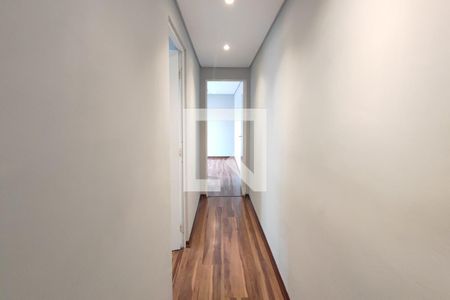 Corredor Quartos de apartamento para alugar com 2 quartos, 58m² em Vila Satúrnia, Campinas