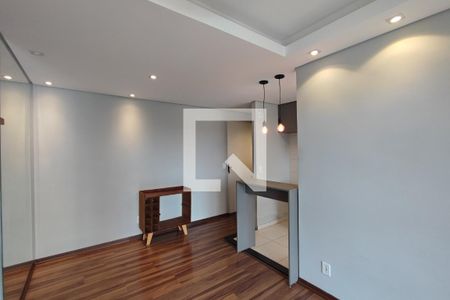 Sala/ Cozinha  de apartamento para alugar com 2 quartos, 58m² em Vila Satúrnia, Campinas