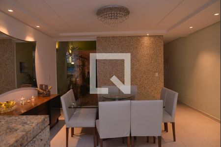 Casa à venda com 250m², 4 quartos e 4 vagasSala de Jantar