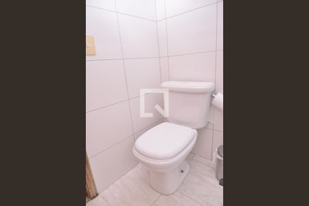 Casa à venda com 250m², 4 quartos e 4 vagasBanheiro Suíte 3