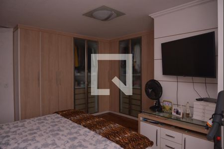 Casa à venda com 250m², 4 quartos e 4 vagasSuíte 1