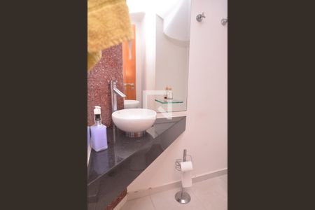 Casa à venda com 250m², 4 quartos e 4 vagasDetalhe Lavabo
