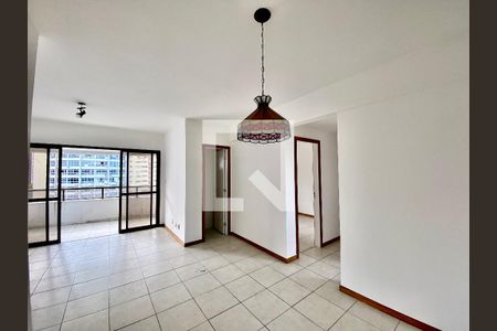 Sala de apartamento para alugar com 3 quartos, 96m² em Barra, Salvador