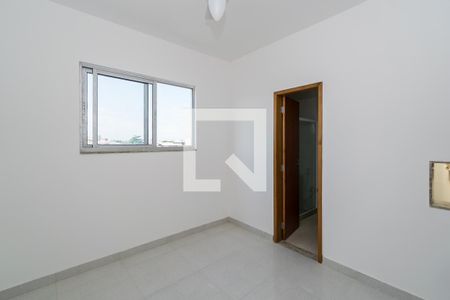 Quarto Suíte de apartamento para alugar com 1 quarto, 30m² em Olaria, Rio de Janeiro