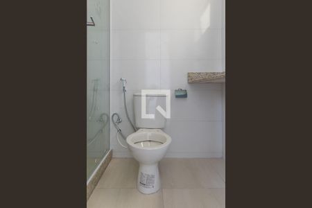 Apartamento para alugar com 30m², 1 quarto e sem vaga Apartamento para alugar com 30m², 1 quarto e sem vagaBanheiro da Suíte