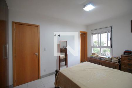 Suite de apartamento à venda com 3 quartos, 105m² em Santa Efigênia, Belo Horizonte