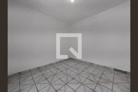 Casa à venda com 137m², 3 quartos e 2 vagasQuarto - Área de Serviço