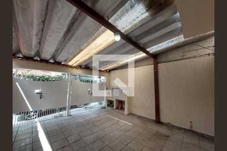 Casa à venda com 137m², 3 quartos e 2 vagasGaragem