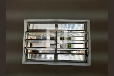 Casa à venda com 137m², 3 quartos e 2 vagasQuarto - Área de Serviço