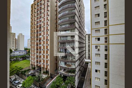 Vista da Sala de apartamento para alugar com 2 quartos, 93m² em Vila Maia, Guarujá