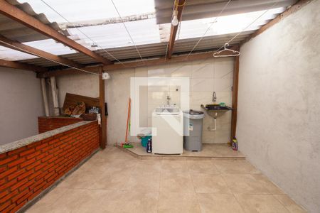 Casa à venda com 520m², 5 quartos e 2 vagas Casa à venda com 520m², 5 quartos e 2 vagasArea externa