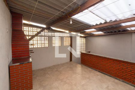 Casa à venda com 520m², 5 quartos e 2 vagas Casa à venda com 520m², 5 quartos e 2 vagasArea externa