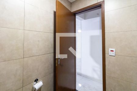 Casa à venda com 520m², 5 quartos e 2 vagas Casa à venda com 520m², 5 quartos e 2 vagasBanheiro